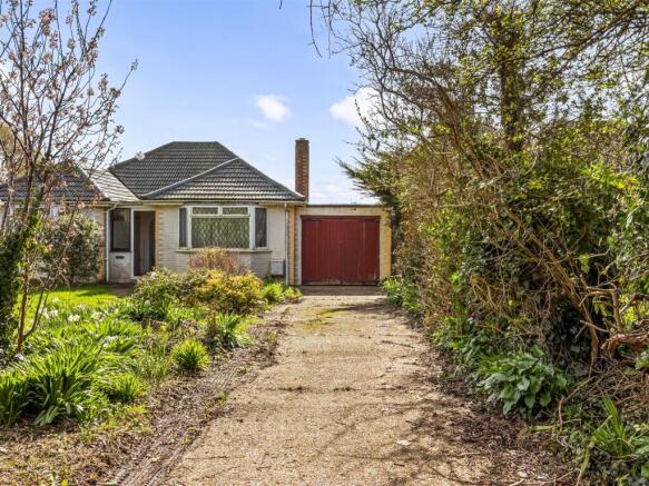 116 Littlehampton Road-002.JPG