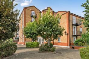 Flat 7, 243 Codrington Court, Rotherhithe Street, London SE16 5FS