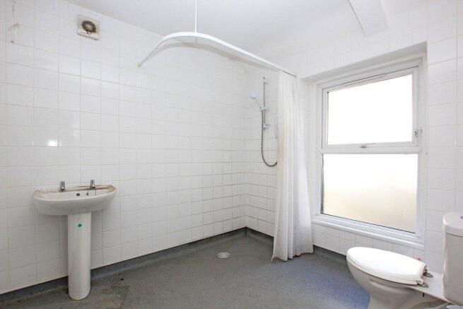 6 bed Terraced for sale Image 6
