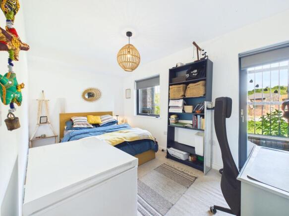 2 bed Duplex for sale Image 12