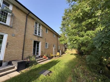 Belton Road, Berkhamsted