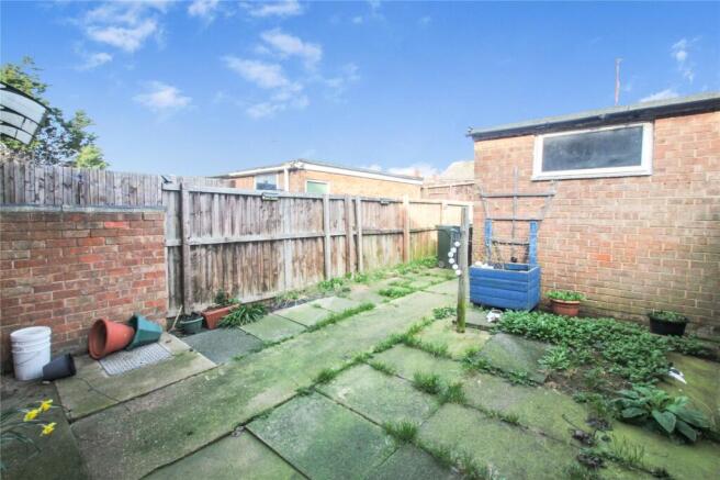 3 bed Terraced for sale Image 11