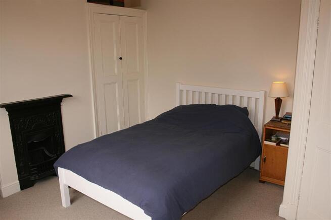 bedroom.JPG