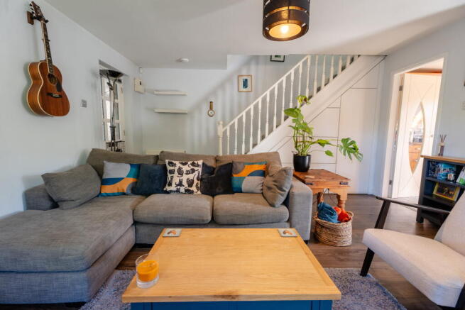 3 bed Semi-Detached for sale Image 6