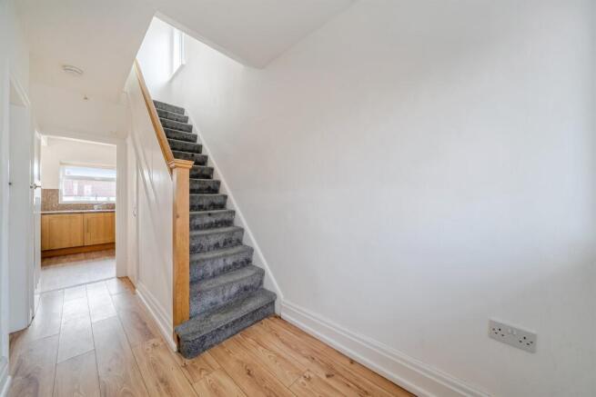 3 bed Semi-Detached for sale Image 6