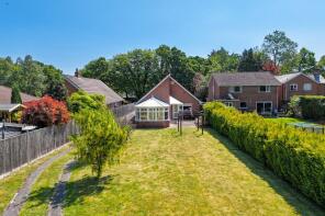 Karingal, Whinwhistle Road, East Wellow, Romsey SO51 6BN