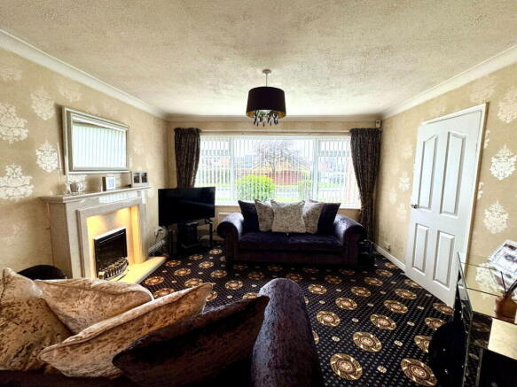 3 bed Semi-Detached for sale Image 4