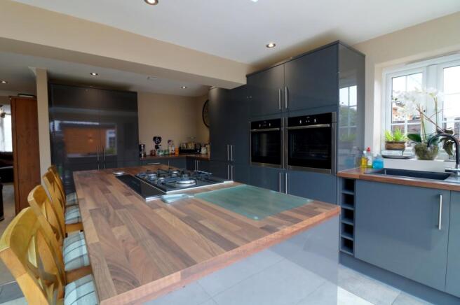 Kitchen 2