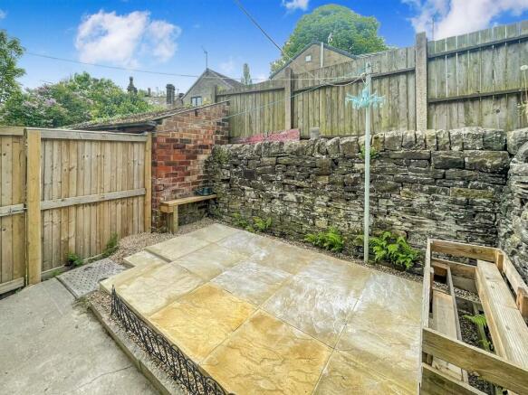 2 bed Terraced for sale Image 11