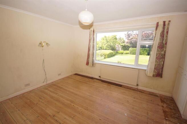 Bedroom 3.JPG