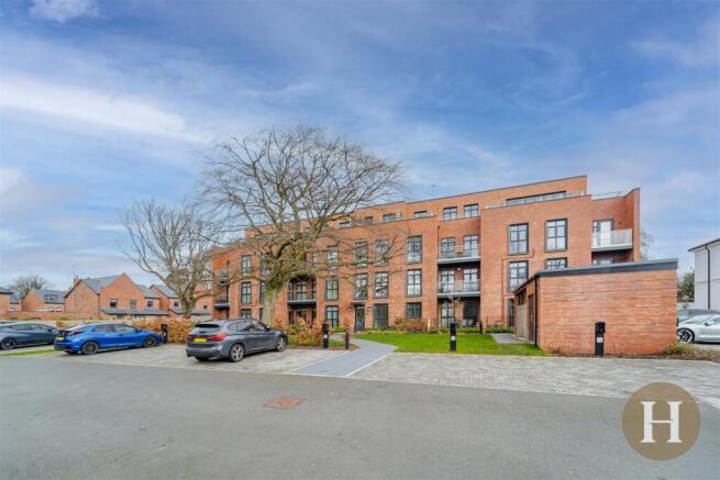 Hadleigh Estate Agents-21.jpg