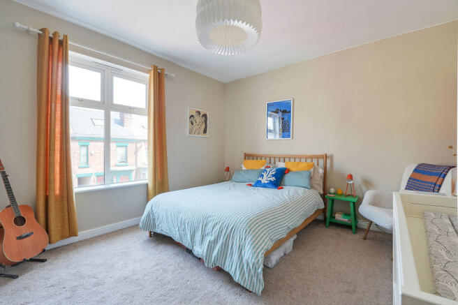 3 bed Terraced for sale Image 12