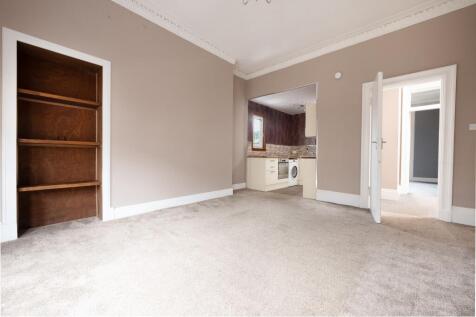 Hope Street, Greenock, PA15