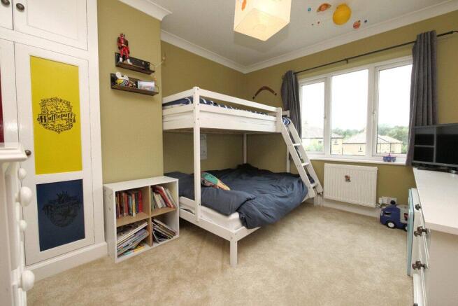 4 bed Semi-Detached for sale Image 12