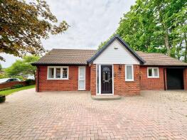 1a, Green Lane, Leigh WN7 2TL