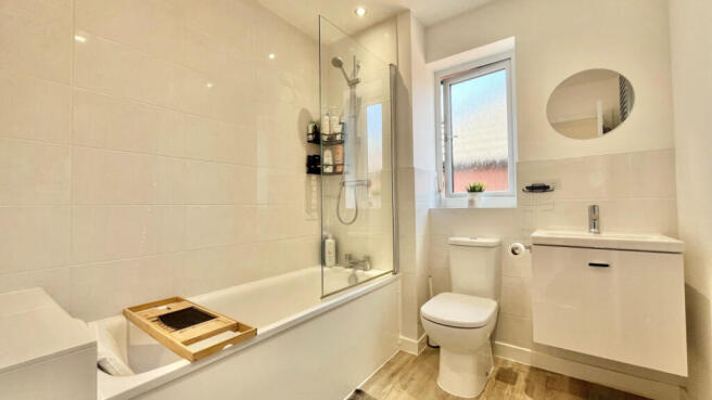 2 bed Semi-Detached for sale Image 10