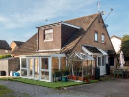 13, Fulmar Close, Penarth CF64 5FE