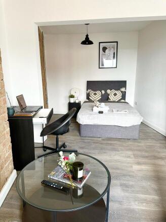 kingsthorpe-road-nn2-6he-1066588
