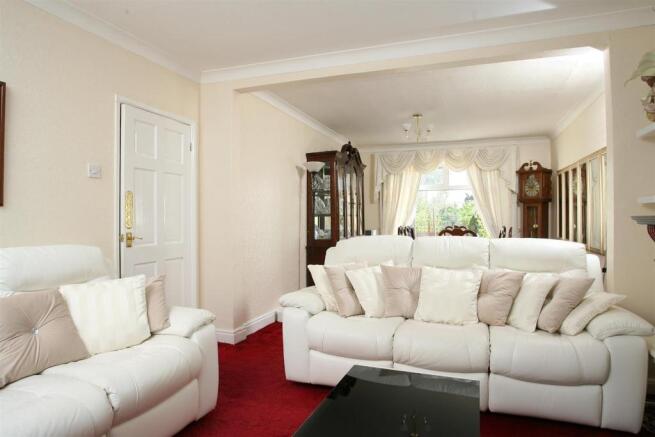 Living Room to Dinin