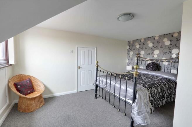 Bedroom 4 (Double)