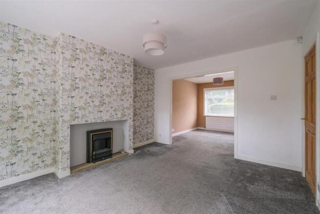 3 bed Semi-Detached for sale Image 4