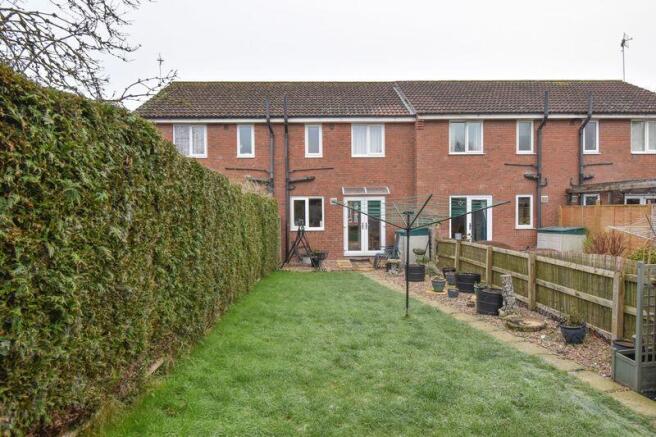3 bed Terraced for sale Image 9