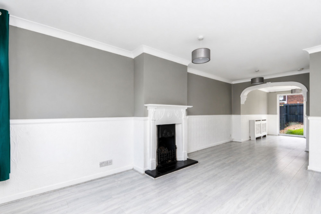 3 bed Semi-Detached for sale Image 4