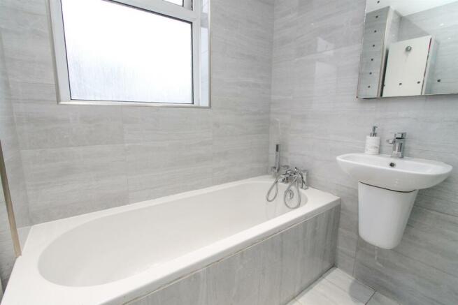 bath b.jpg