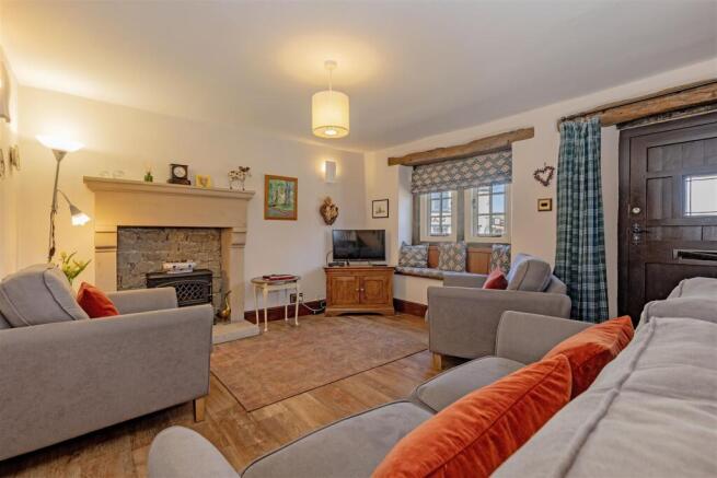 Reception Room-2.jpg