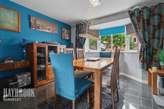 3 bed Detached for sale Image 8