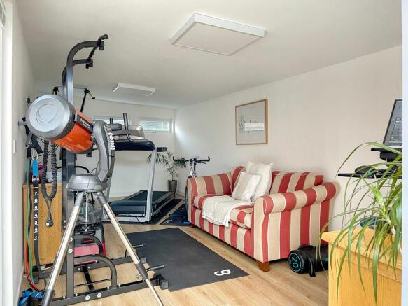 Home Office/Gym/Garden Studio