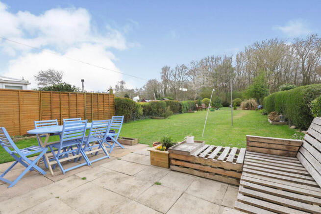 Outside & Gardens