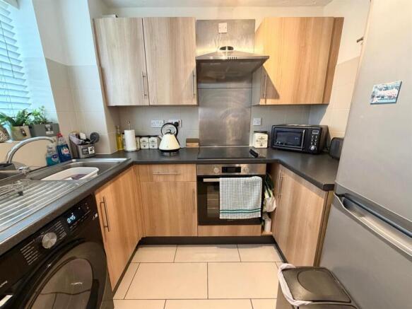 KITCHEN NEW 1.jpg