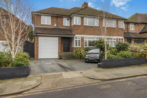 26, South Lodge Crescent, Enfield EN2 7NP