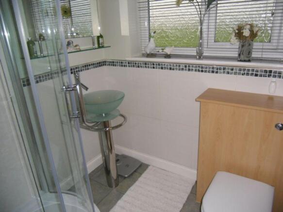 Shower room 