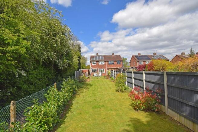 33 Elmley Close, rear b new.jpg