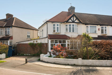 Beaford Grove, Raynes Park, London, SW20