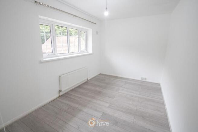 3 bed Terraced for sale Image 10