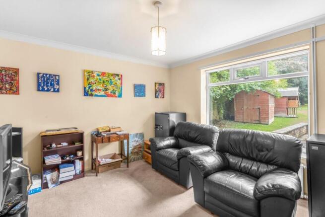 4 bed Detached for sale Image 8