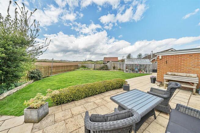 2nd view REAR GARDEN.jpg