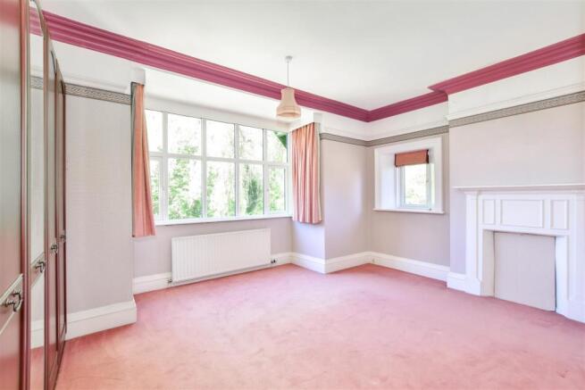 bedroom 4.jpg