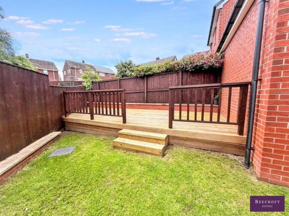 3 bed Semi-Detached for sale Image 4