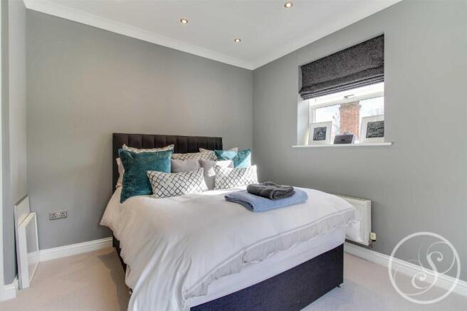 2 bed Apartment for sale Image 10