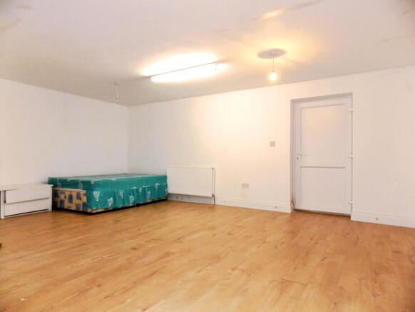 Ground Floor Studio Flat To Rent