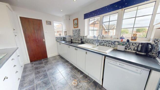 4 bed Detached Bungalow for sale Image 5