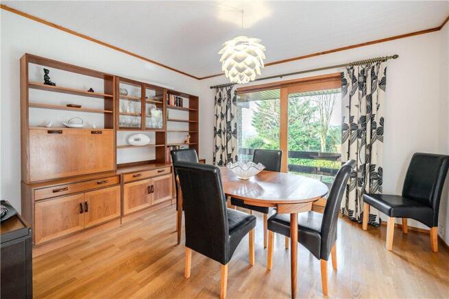 4 bed Detached for sale Image 4
