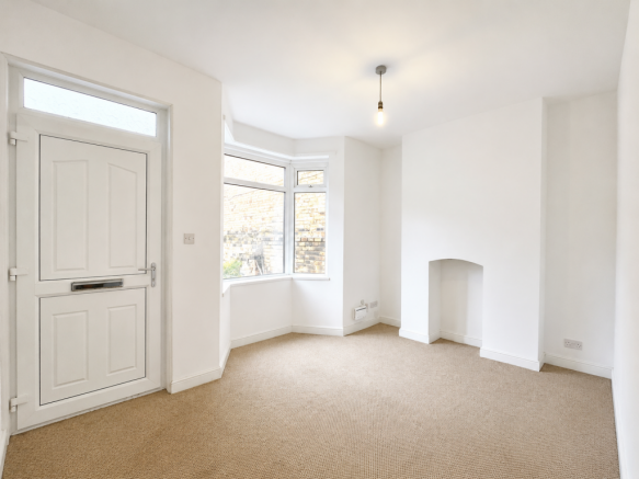 2 bed Terraced for sale Image 2