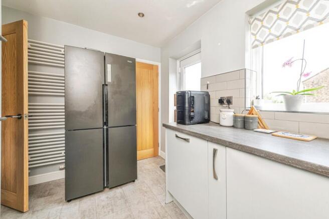 3 bed Detached for sale Image 6