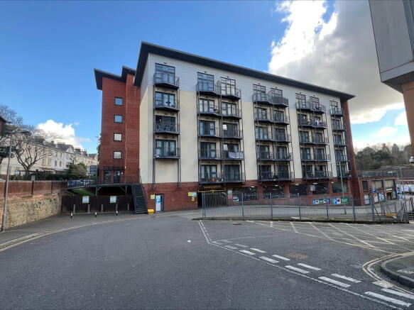 processed-A6229BB...