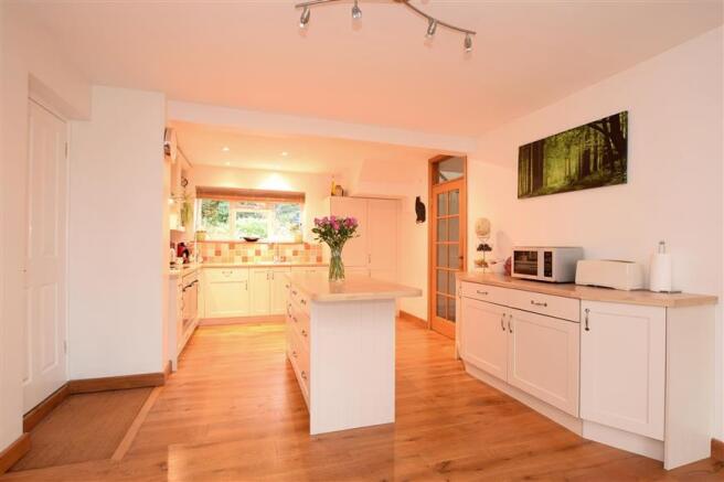 Kitchen /Breakfast Room